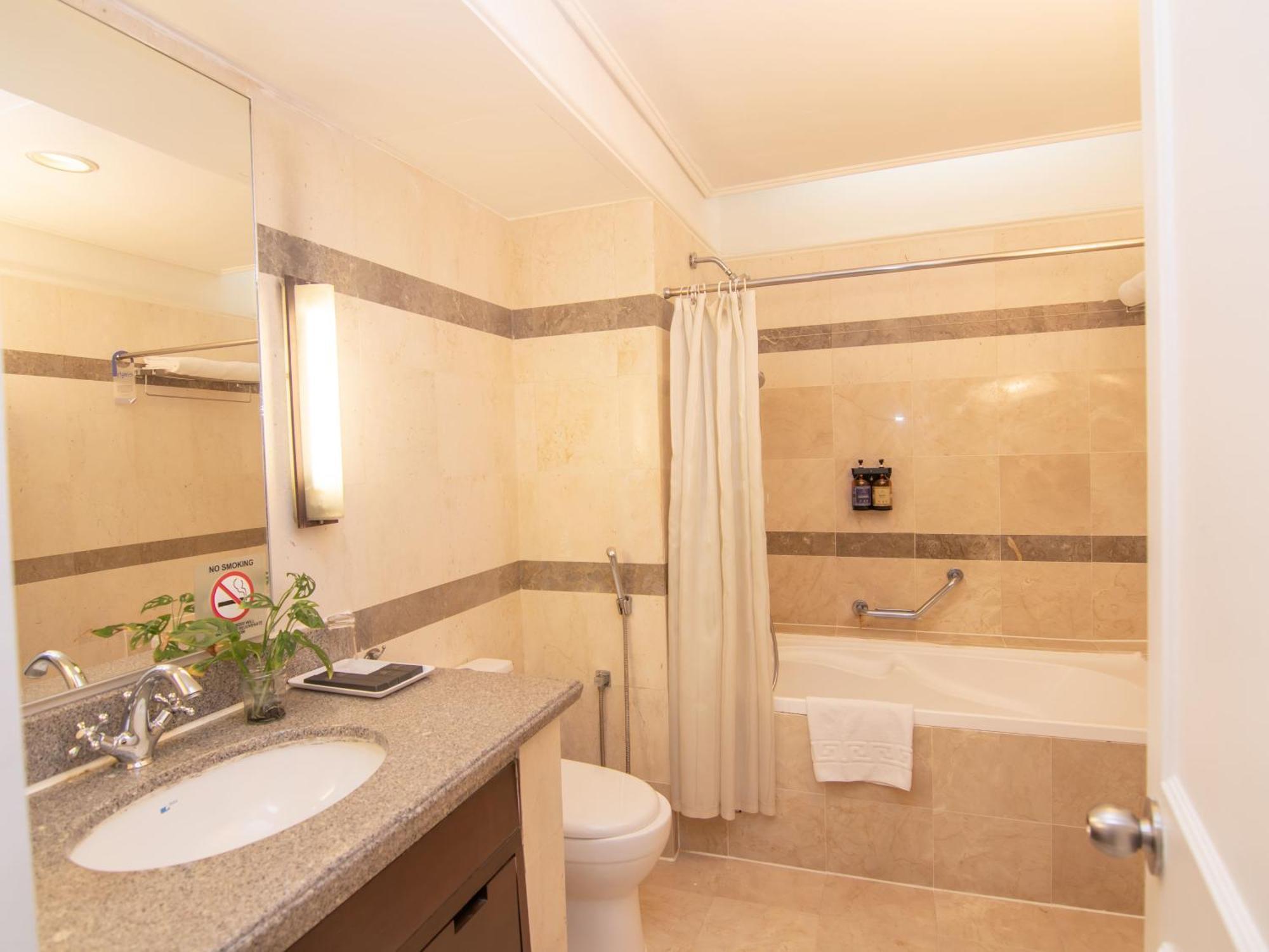 One Bedroom Deluxe